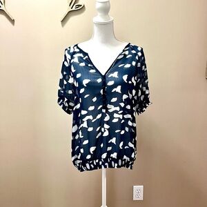 New York and Company Navy Blue and White Sheer Blouse Size Medium